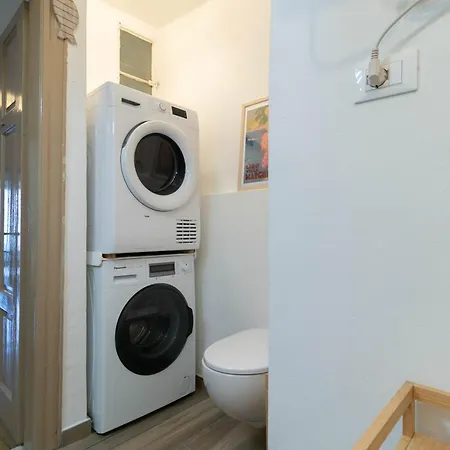 Casa Margherita アパート ヴァレンナ
